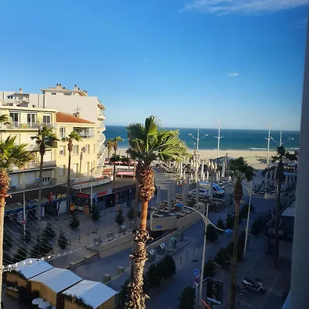 Apartment A 50m De La